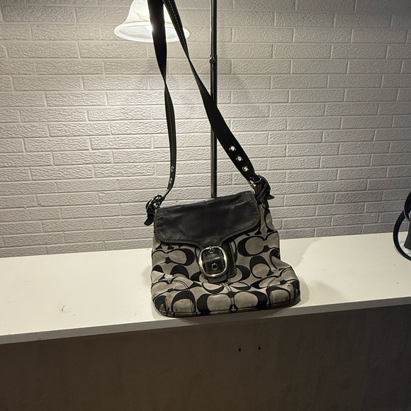 Coach Black and Gray Signature Shoulder Bag - Picture 1 of 5